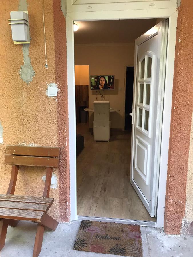 Roland Apartmant Zuglo 布达佩斯 外观 照片