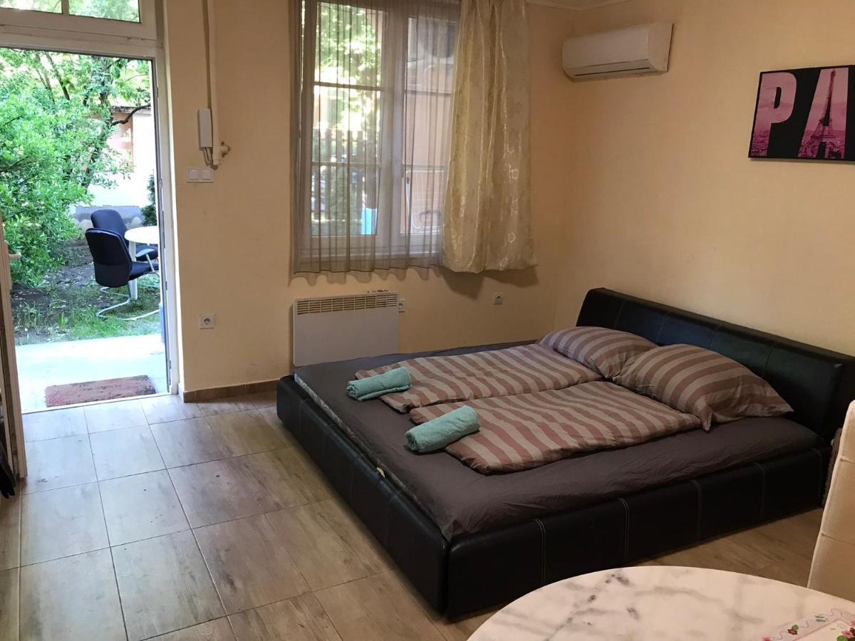 Roland Apartmant Zuglo 布达佩斯 外观 照片